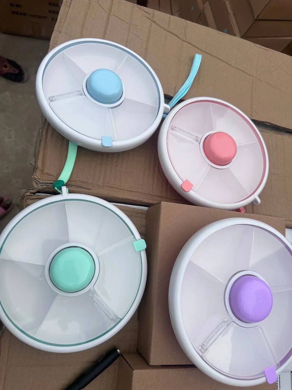 Spin snack bowl